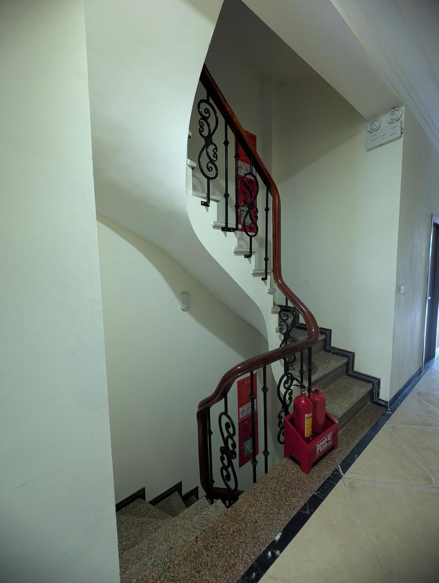 Era Apartment 158 Nguyen Khanh Toan Hanoj Exteriér fotografie